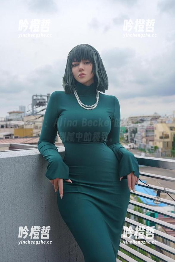 Alina Becker 资源分享:Alina Becker的甜心,堪称甜腻中的极致。
